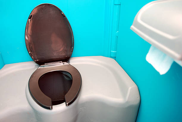 Best Portable toilet rental cost  in Greenwood, MO